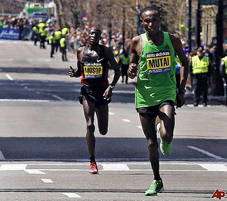 kenianos maraton de boston 2103