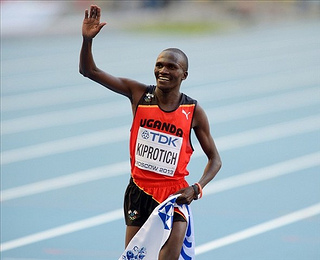 kiprotich gana maraton moscu 2013