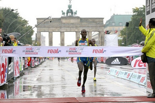 maraton de berlin 2013 record mundial