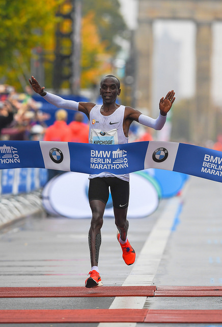 kipchoge maraton berlin resultados record mundial 2017